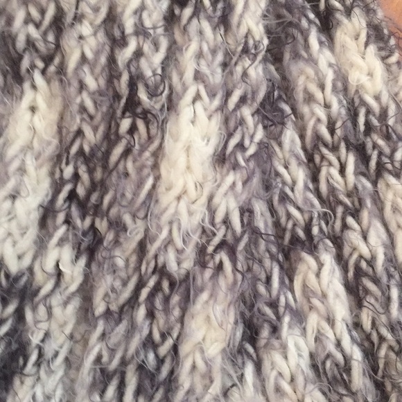 Scarfs for Sale💕 personally knitted. - Picture 3 of 5